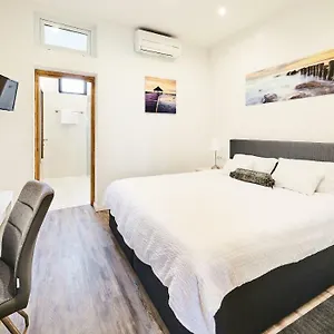 Sandro Apartment